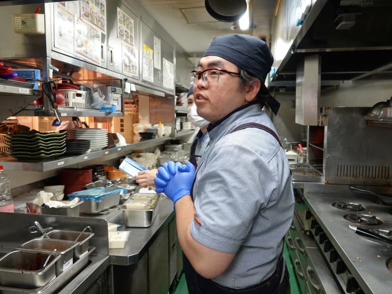 アジアル大戸屋ごはん処先輩社員