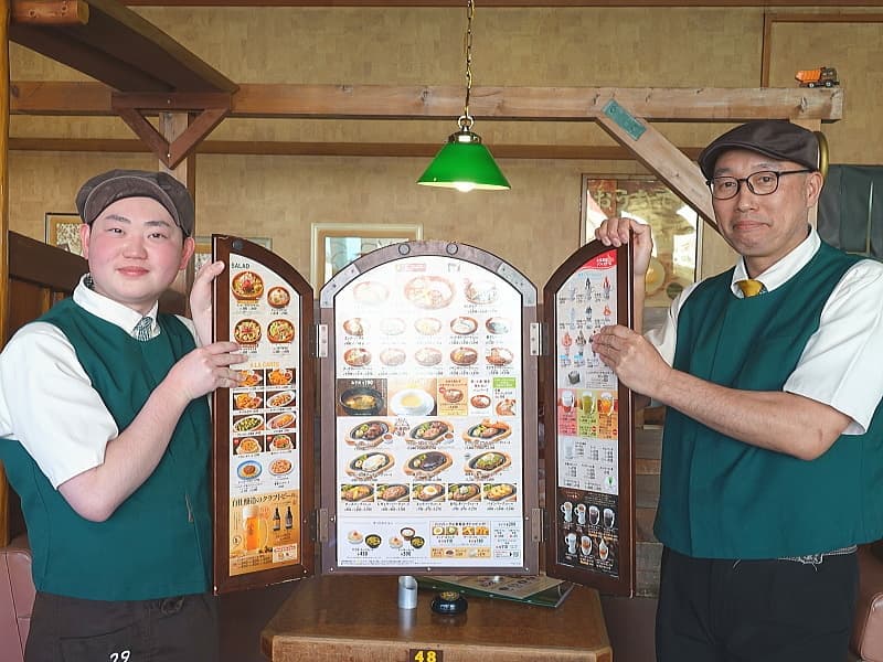 びっくりドンキー先輩社員