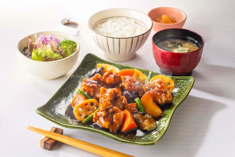 アジアル採用大戸屋ごはん処